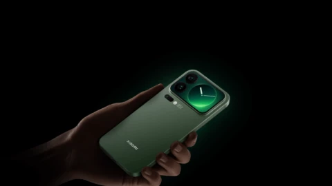 Xiaomi 18 Pro sẽ vẫn có màn hình sau, TCL CSOT cung cấp tấm nền