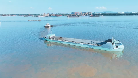 “Đường sắt cao tốc trên mặt nước”: còn gì mà Trung Quốc chưa nghĩ ra?
