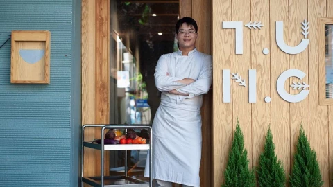 Hết Shark, giờ đến lượt chủ nhà hàng có sao Michellin thuộc top Under Forbes 30 ở Hà Nội gặp tai tiếng