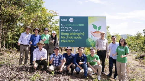 Grab lắp 210.000 bếp cải tiến và thay 6 triệu đèn sợi đốt bằng đèn LED ở Việt Nam