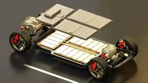Pin thể rắn Trung Quốc có thể khiến cả thế giới xe điện “thay máu”, vì sao công nghệ này lại đáng sợ đến vậy?