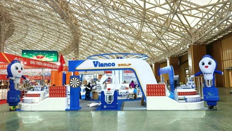 Vianco “đổ bộ” Siêu hội chợ Mùa Thu 2025 với không gian trải nghiệm ánh sáng công nghệ cao