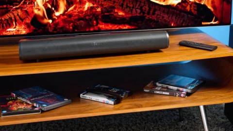 Đánh giá soundbar giá rẻ Creative Stage Pro: âm thanh mạnh mẽ nhưng thoại bị mờ?