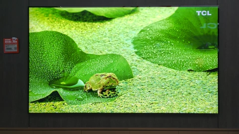 Tận mắt dòng TV mới của TCL sử dụng công nghệ tấm nền đang là điểm nóng
