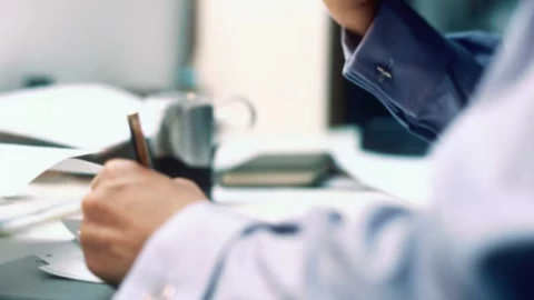 Tiến sĩ MIT mất việc, không thể tìm được việc khác