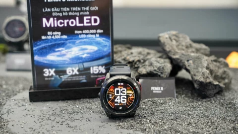 Trên tay Garmin fēnix 8 MicroLED tại Việt Nam: smartwatch đầu tiên trên thế giới trang bị màn hình MicroLED siêu sáng, giá “chỉ” gần 55 triệu đồng