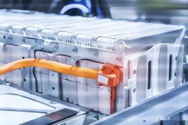 Từng bị gọi là “cục sắt vô dụng”, vì sao pin LFP nay lại khiến cả Tesla và BMW phải xếp hàng mua?