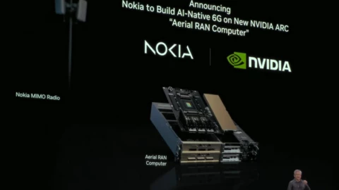 Ông lớn nào vừa tuyên bố "chúng ta phải ngừng phụ thuộc vào nước ngoài" và đầu tư vào Nokia 1 tỷ USD