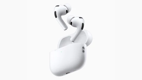 Một số AirPods Pro 3 có tiếng ồn lạ gây khó chịu khi sử dụng