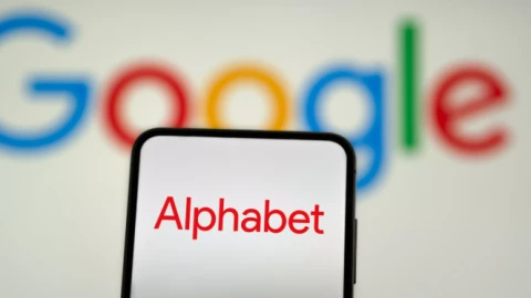 Goldman Sachs nâng giá mục tiêu của Alphabet, ca ngợi chiến lược “AI toàn diện”