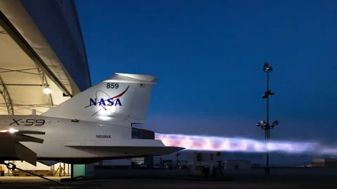 NASA tiến một bước gần hơn tới máy bay siêu thanh không tiếng ồn