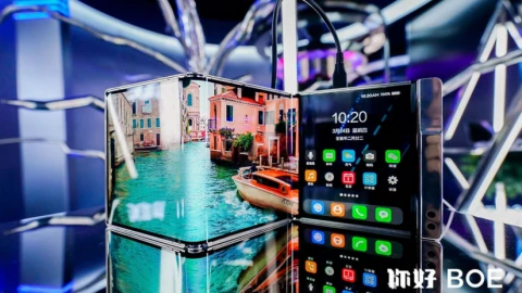 Trung Quốc đã thống trị tấm nền LCD toàn cầu, còn OLED thì họ đang ở đâu?