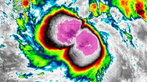 Bão Kalmaegi tăng cấp, dự báo giật tới cấp 17 khi vào biển Đông, chớ chủ quan