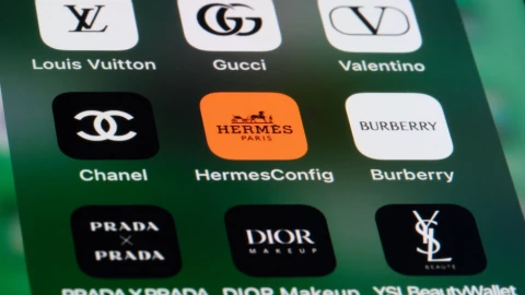 1.330 tên miền giả mạo nhắm vào các thương hiệu xa xỉ Gucci, Chanel, Prada