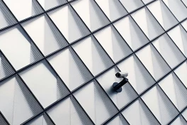 Tại sao camera có AI vẫn “mù” trước thế giới thực?