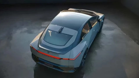 Dấu hiệu nào cho thấy Corolla Concept không chỉ là ý tưởng mà là phiên bản sản xuất sắp ra mắt?