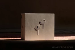 Người ngoài review AirPods Pro 3: Nâng cấp có đáng giá không?