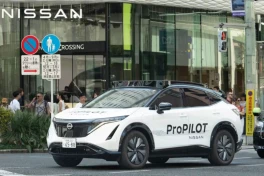 Nhật đặt mục tiêu có 10.000 xe buýt, taxi tự lái vào năm 2030