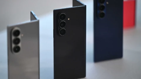 Áp lực đè nặng lên vai Samsung, Galaxy S26 có thể phải tăng giá