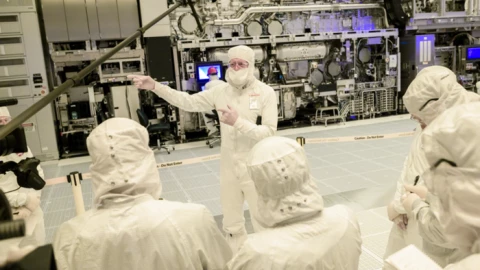 Hoa Kỳ và Hà Lan đồng thời chỉ trích mạnh mẽ công nghệ in thạch bản do Trung Quốc tự phát triển