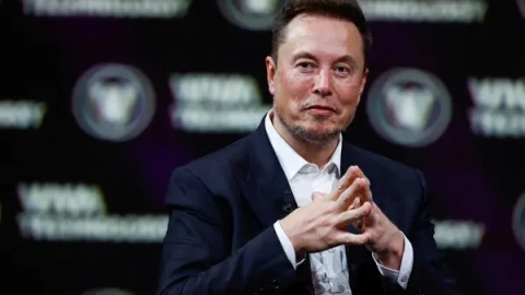 Elon Musk đối đầu cổ đông Tesla: Canh bạc tiền lương nghìn tỷ USD quyết định tối nay