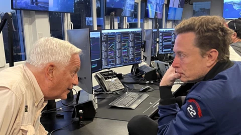Elon Musk có hạnh phúc không?