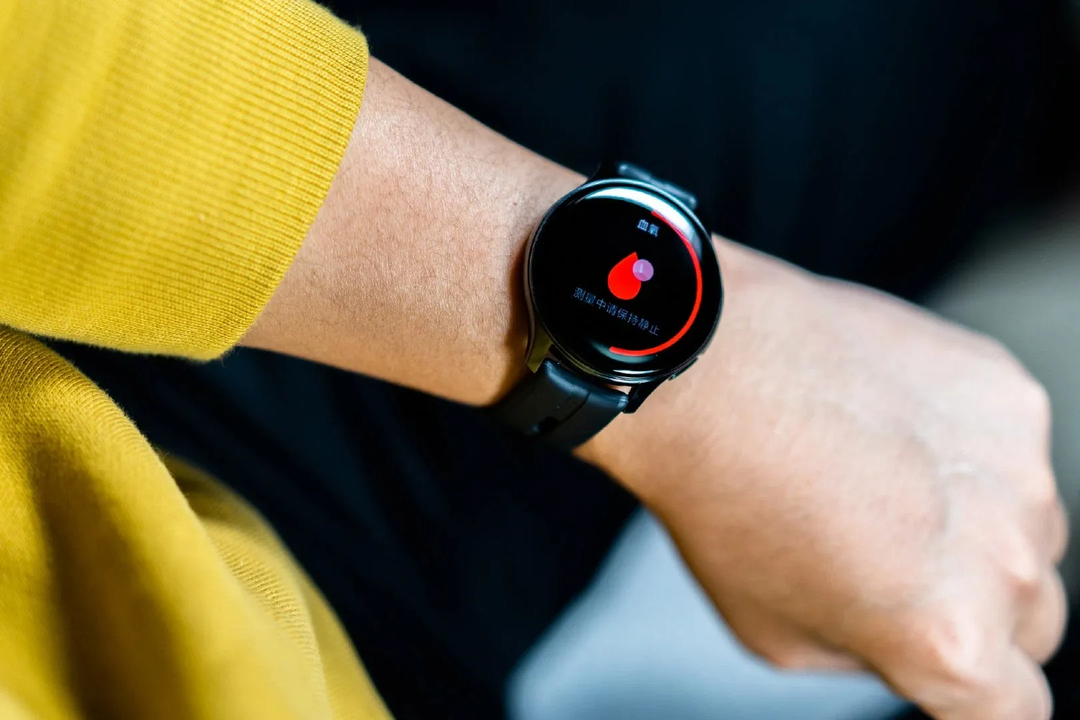 realme Watch T1 trình làng: smartwatch giá 2,5 triệu có màn hình AMOLED, khung viền thép, pin 7 ngày