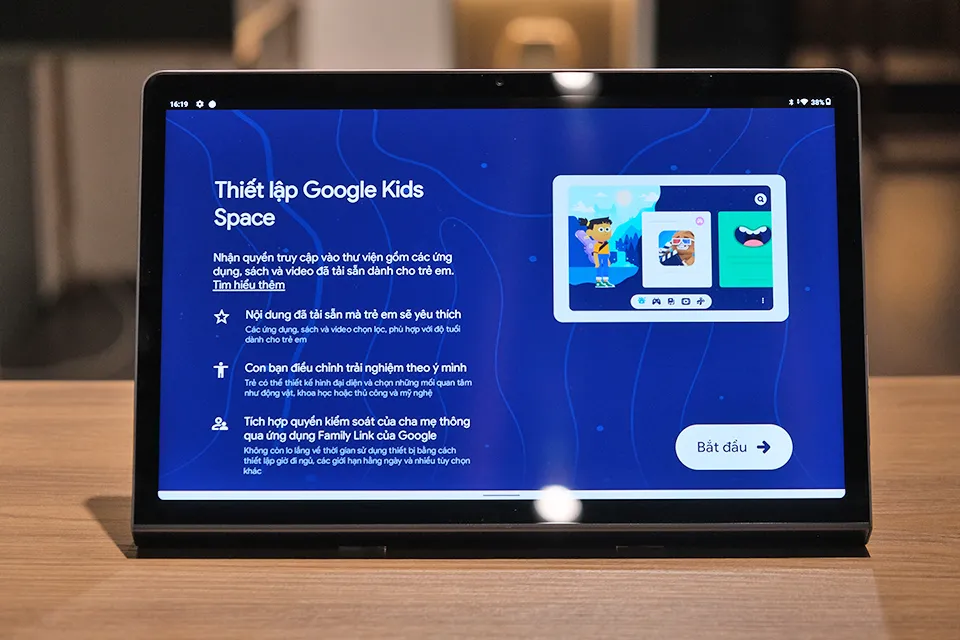 Đánh giá Lenovo Yoga Tab 11: máy tính bảng có chân đế tiện cho giải trí, học online