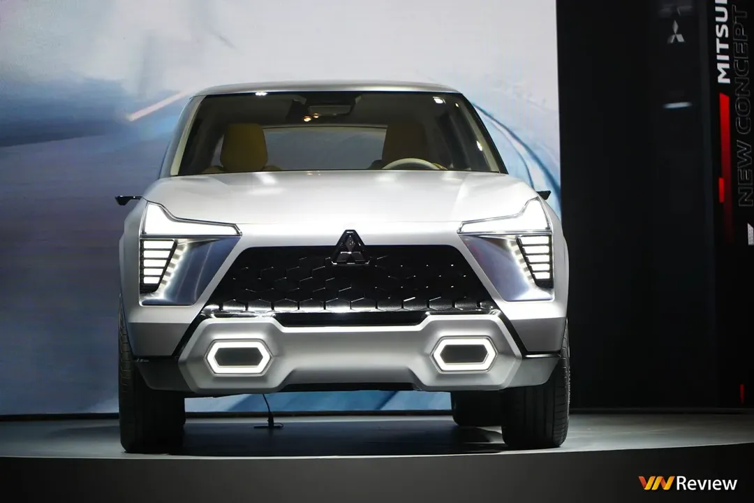 Mitsubishi lần đầu ra mắt xe SUV XFC Concept trên toàn cầu và cả Việt Nam, thiết kế ấn tượng, giá hứa hẹn cạnh tranh