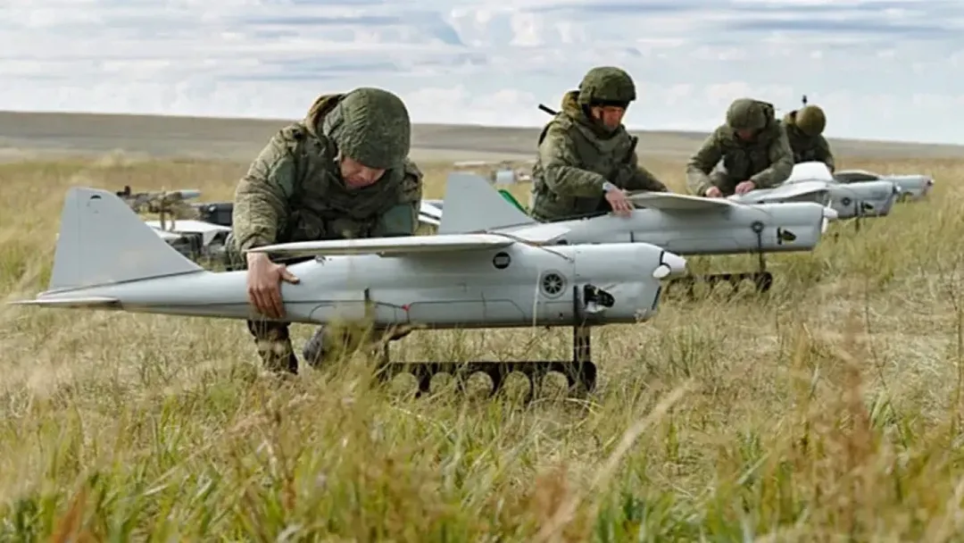 thumbnail - Bàn cờ quốc tế phức tạp giữa bối cảnh Nga dùng UAV tấn công Ukraine