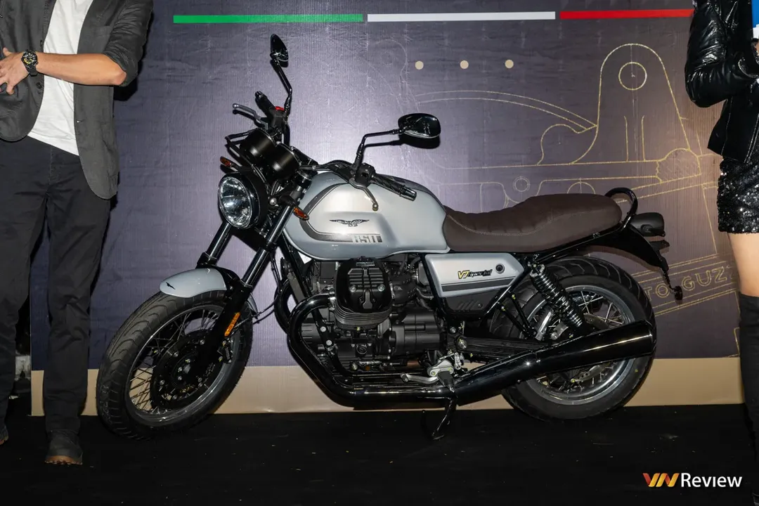 Moto Guzzi V7 chính thức ra mắt: 2 phiên bản, mức giá từ 385 triệu đồng