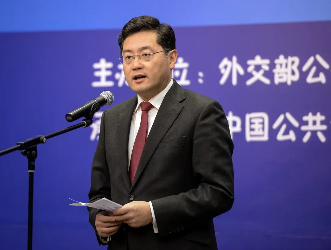 Ngoại trưởng Trung Quốc nói về quan hệ với Nga trong “thế giới hỗn loạn”