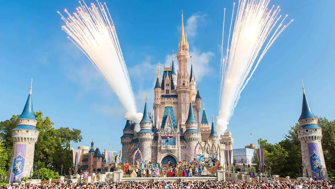 Tập đoàn Disney bắt đầu sa thải 7.000 nhân viên vì khó khăn