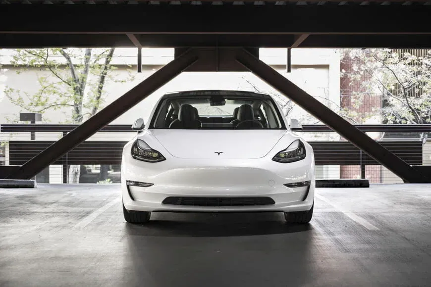 Tỷ suất lợi nhuận của Tesla giảm 20%? Vì sao Musk tiếp tục giảm giá khi lợi nhuận giảm mạnh?