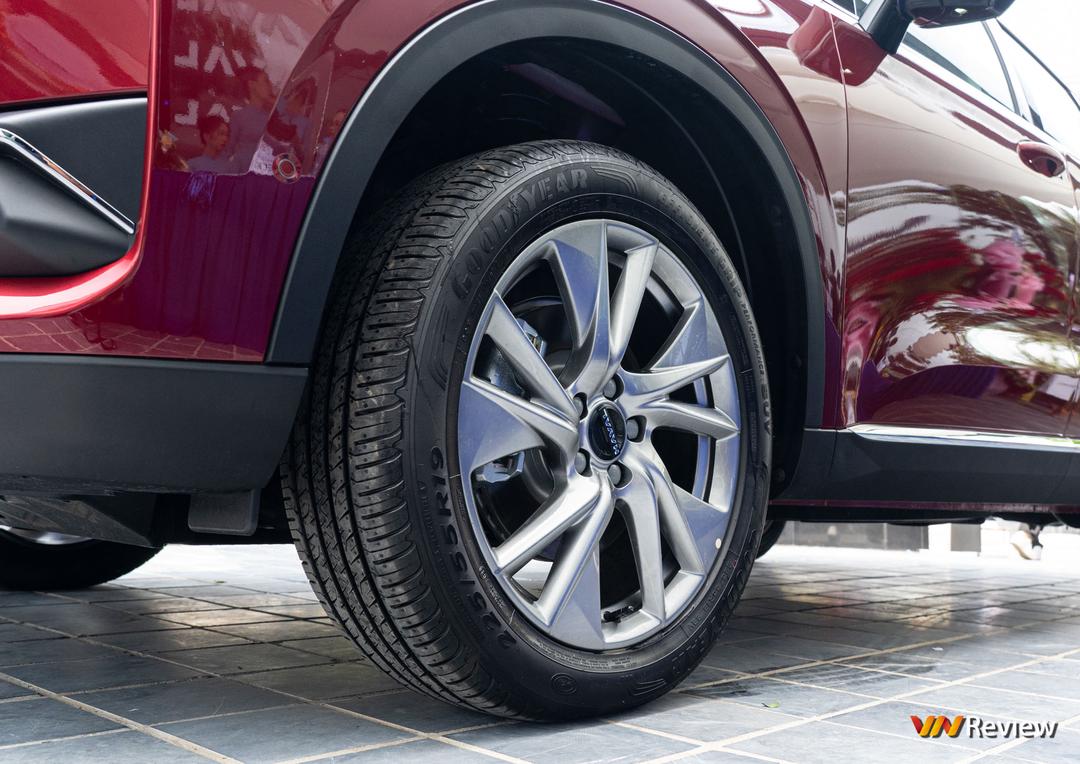 HAVAL H6 HEV ra mắt tại Việt Nam: Xe Hybrid, ngập tràn công nghệ