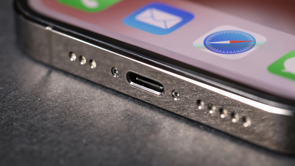 Những rắc rối Apple gây ra khi chuyển sang USB-C trên iPhone 15