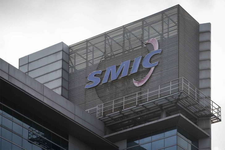 Để sản xuất chip 5nm cho Huawei mà không có máy quang khắc của ASML, SMIC phải trả 1 cái giá cực đắt