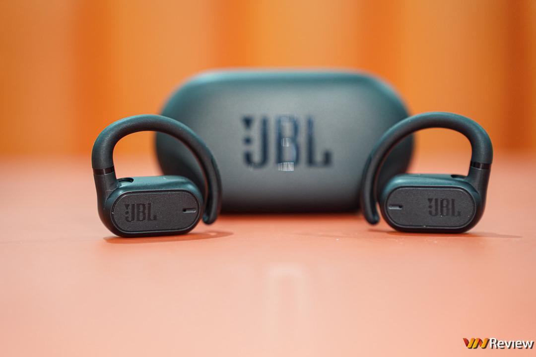 Đánh giá JBL Soundgear Sense: tai nghe thiết kế mở chuẩn bài cho người thích thể thao, yêu âm nhạc