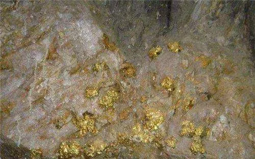 Mỏ vàng "dị" nhất thế giới: vàng khắp nơi không ai đào, muốn đào nhưng không được
