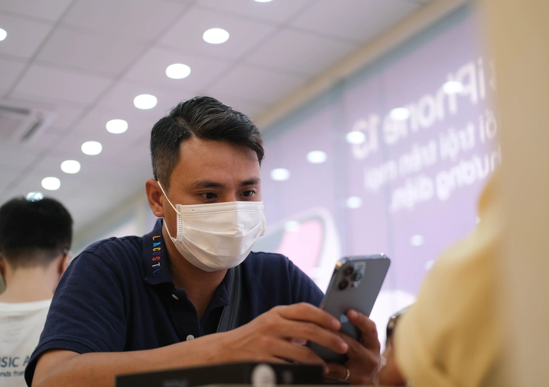 Loạn chính sách bảo hành iPhone 13 tại Việt Nam