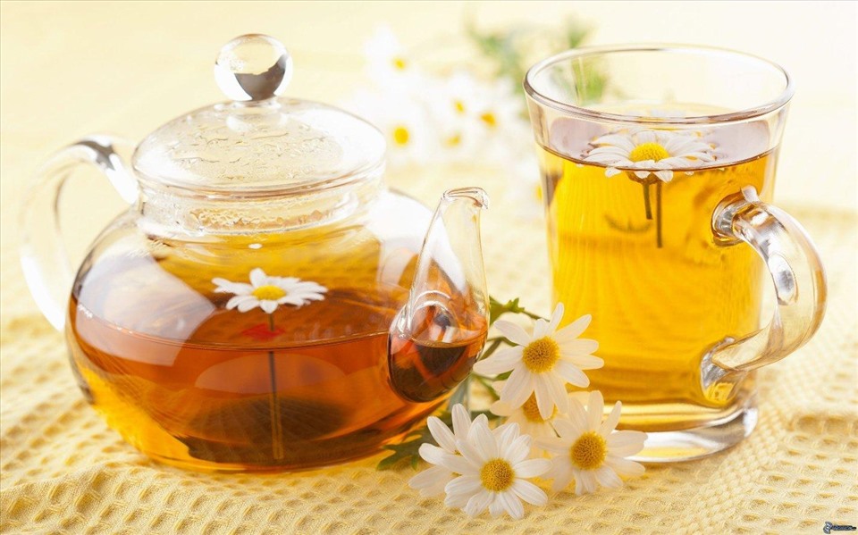 Tác dụng của trà hoa cúc - trà thuốc thảo mộc