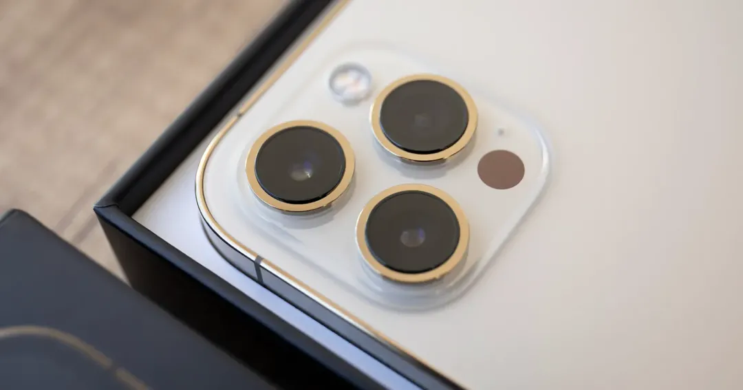 Mã độc trên iPhone có thể biến camera thành công cụ theo dõi bạn