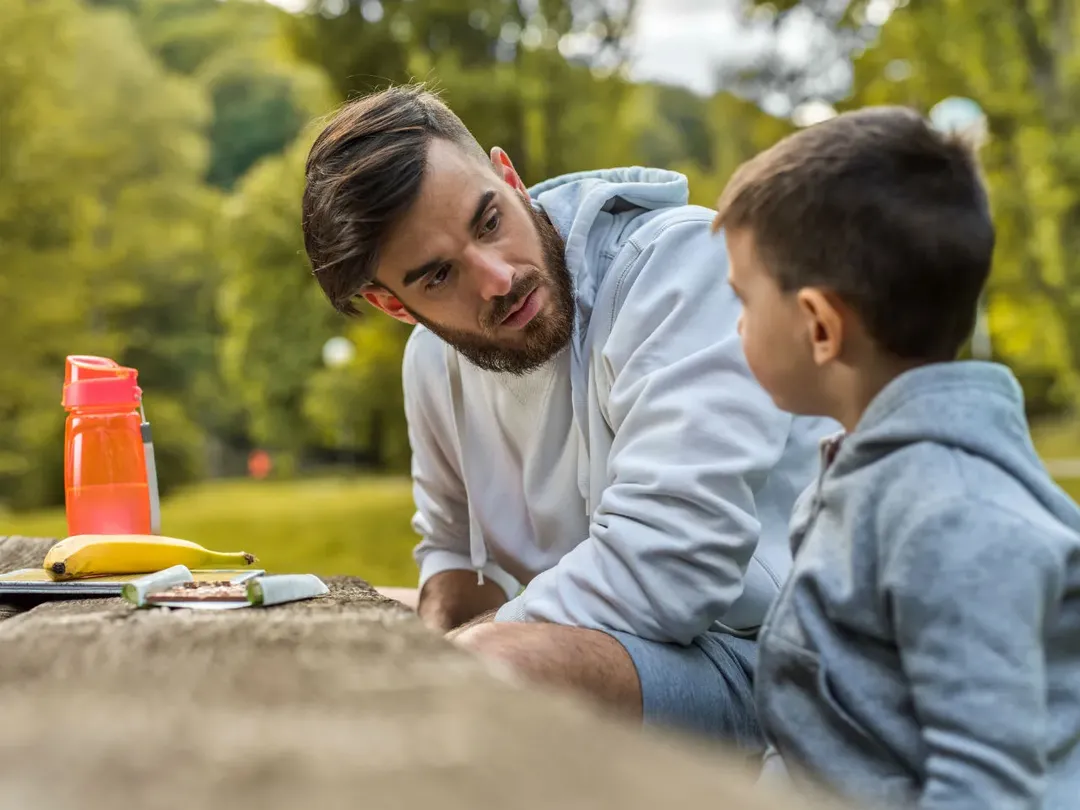 Dạy con về tình dục: Nên và không nên làm gì?