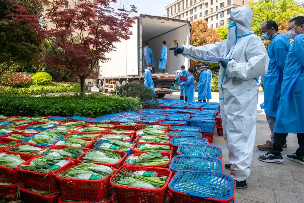 Người dân Thượng Hải bị ngộ độc thực phẩm vì gói cứu trợ của chính phủ