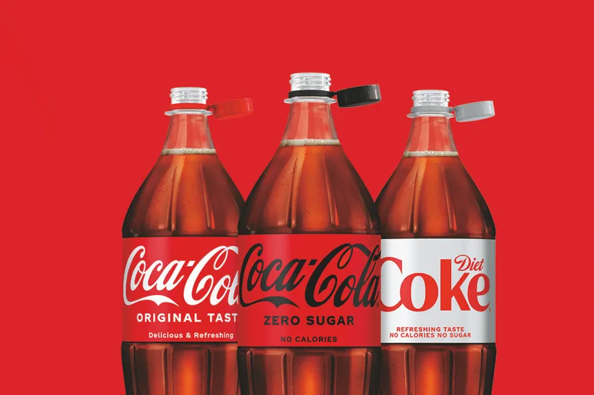 thumbnail - Coca-Cola ra mắt mẫu chai nhựa mới với nắp chai không rơi ra khi mở