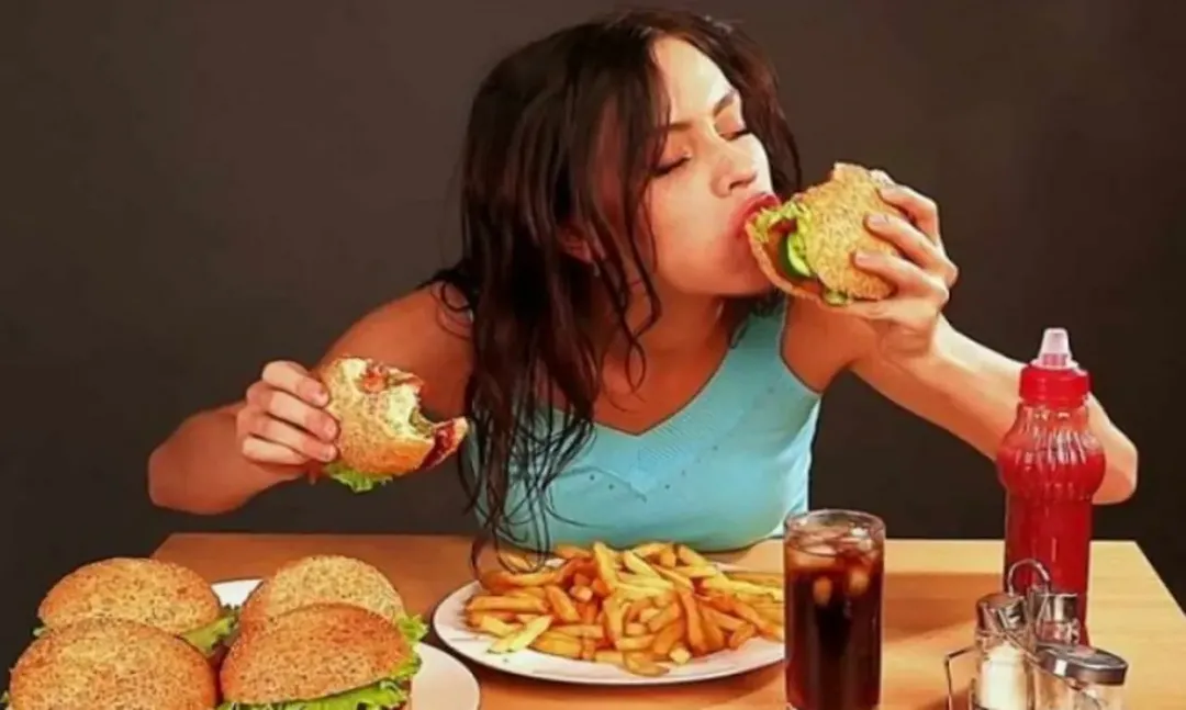 thumbnail - Tìm ra cách kiểm soát ăn uống mới để tránh bị béo phì