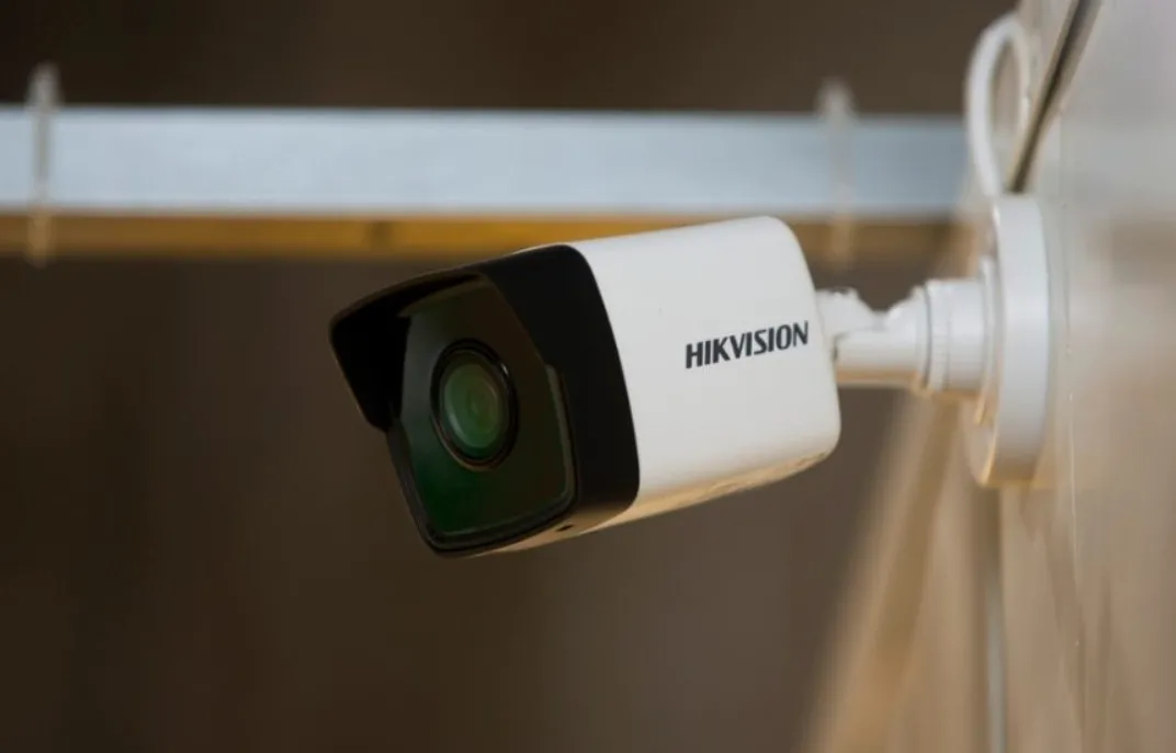 thumbnail - Hơn 80.000 camera giám sát của Hikvision (Trung Quốc) có nguy cơ cao bị tấn công! Người dùng Việt Nam bị ảnh hưởng như thế nào?