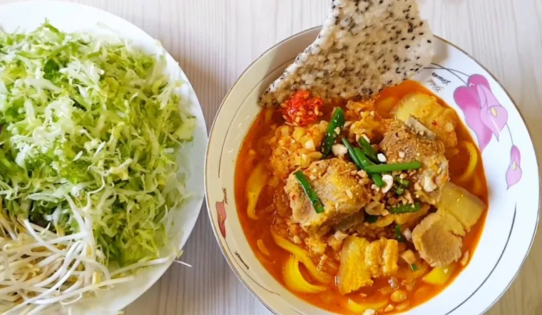 Món ăn giao thoa văn hóa Việt Trung "siêu đỉnh" - bạn đã thử?