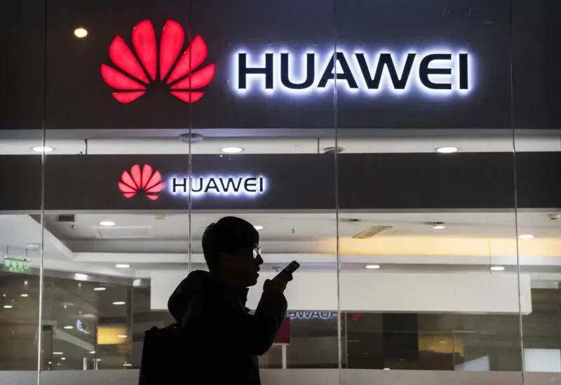 Mỹ có thể trừng phạt hãng chip nhớ Trung Quốc lén giao dịch với Huawei
