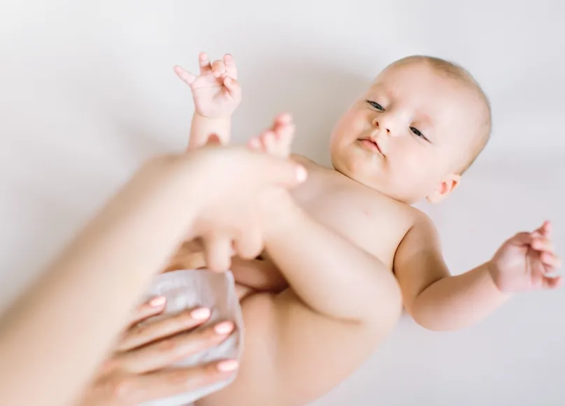 Trẻ sơ sinh bị tiêu chảy, xử trí sao cho hiệu quả và an toàn?